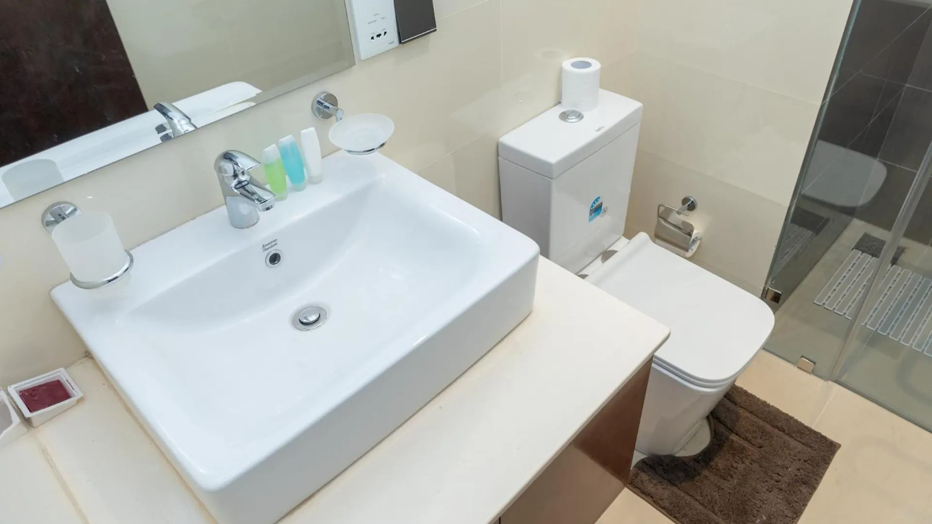 Ocean Breeze Studio Apartment By Seahorse Negombo