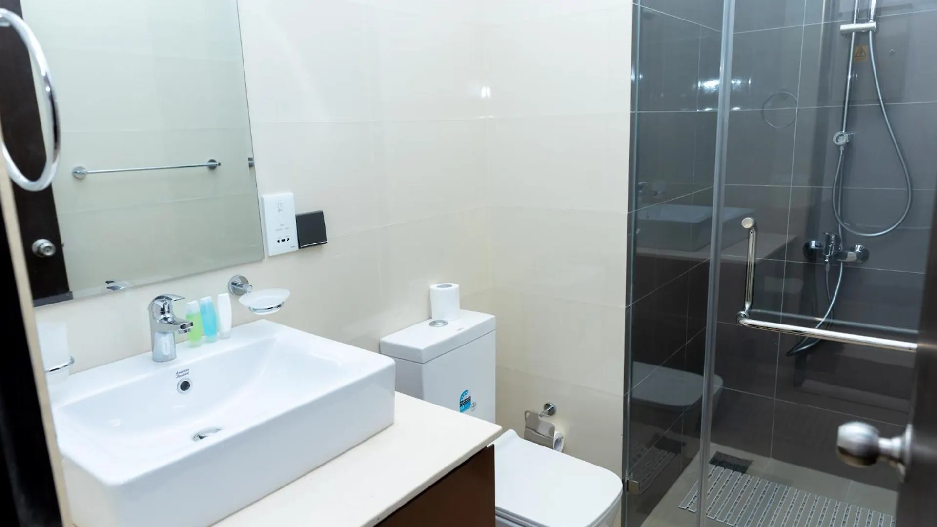 Ocean Breeze Studio Apartment By Seahorse Negombo